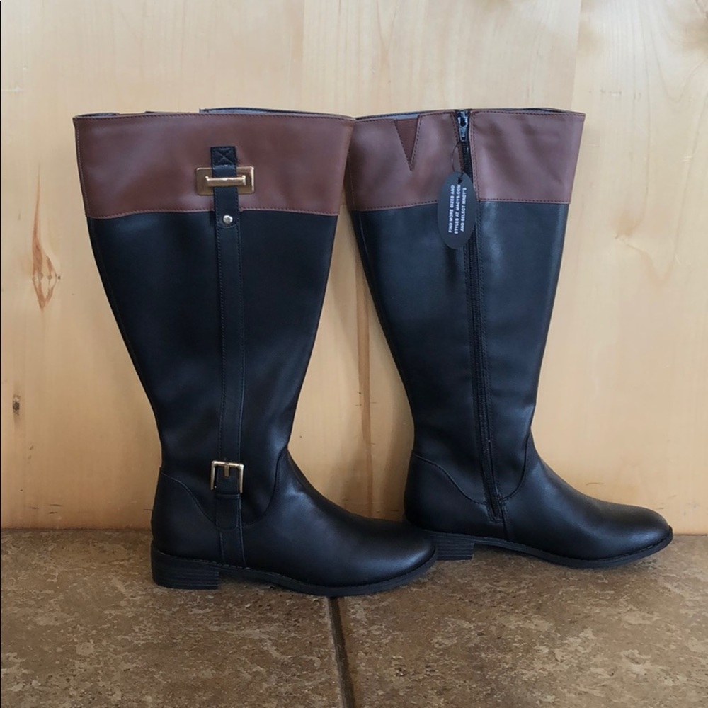 Brand new Karen Scott boots!